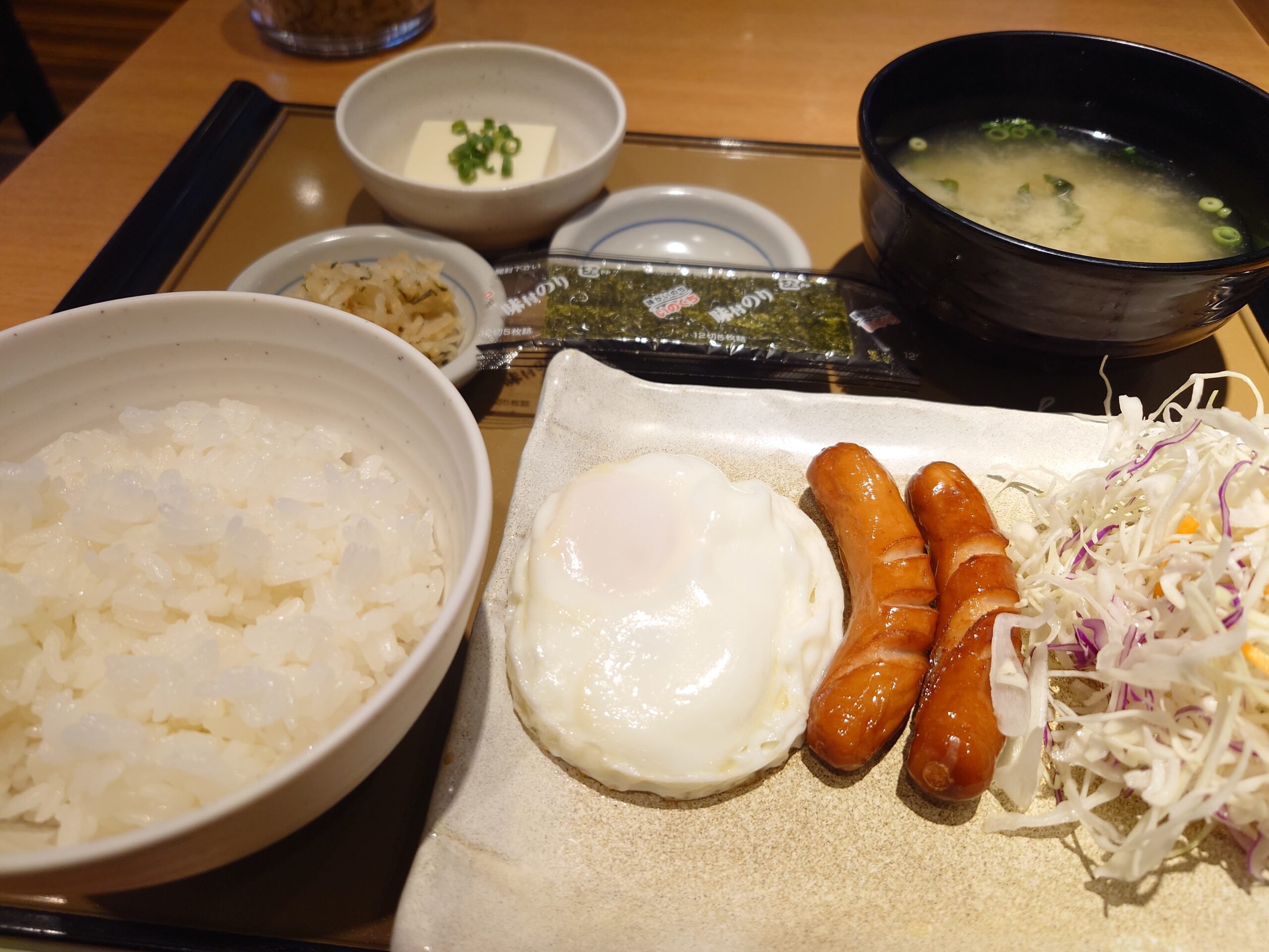 目玉焼朝食