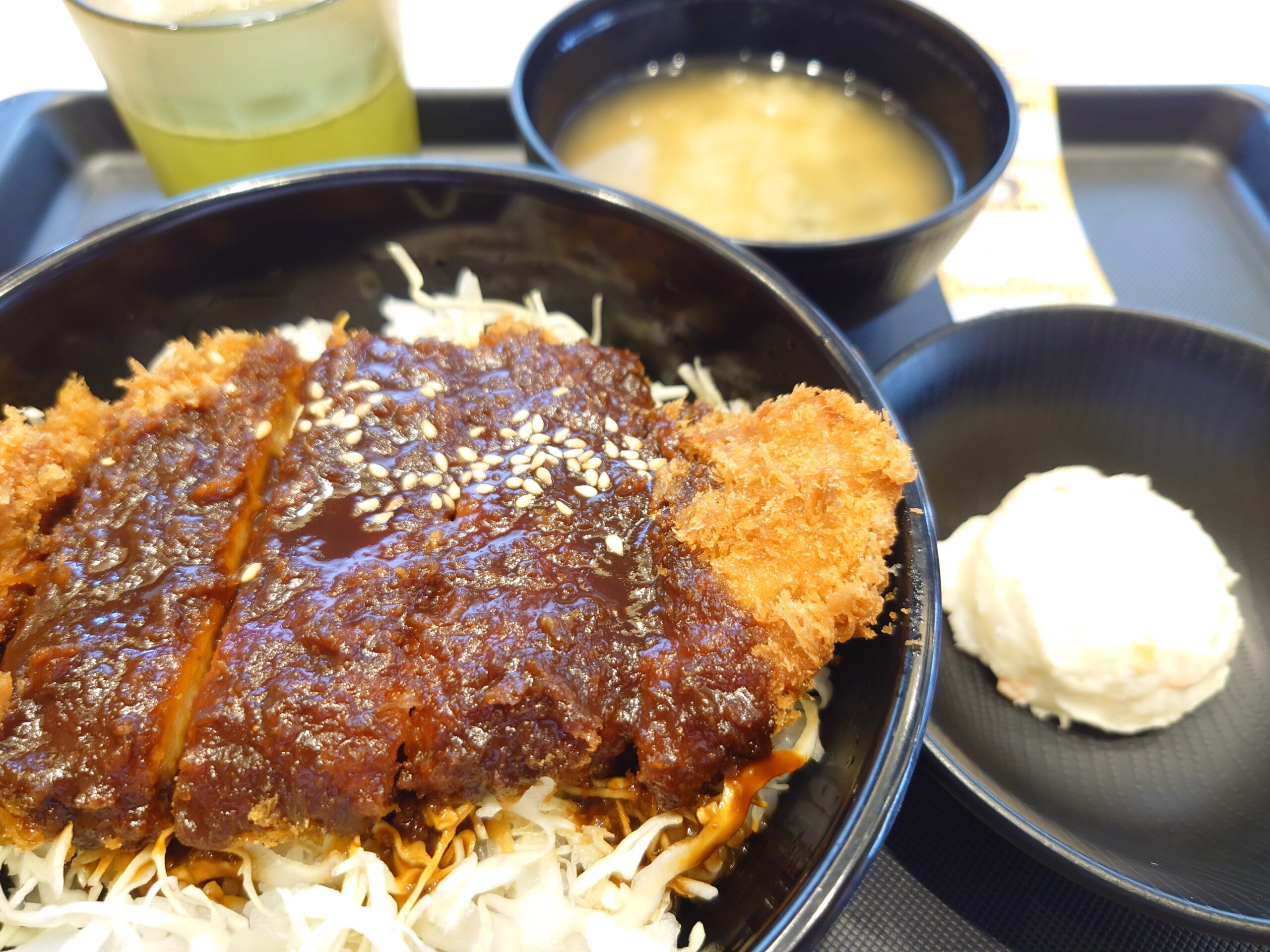 味噌ロースかつ丼