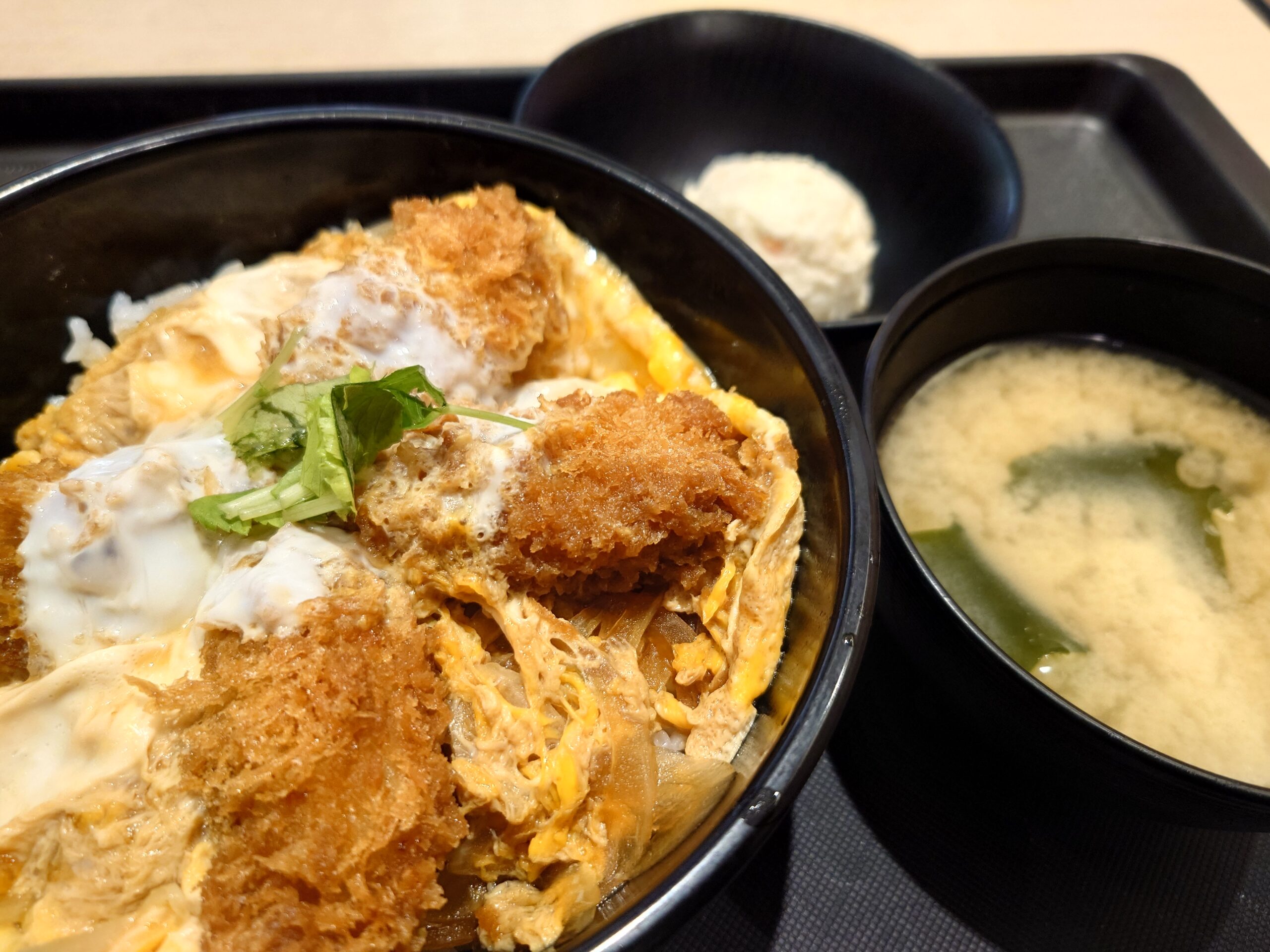 カキフライとじ丼